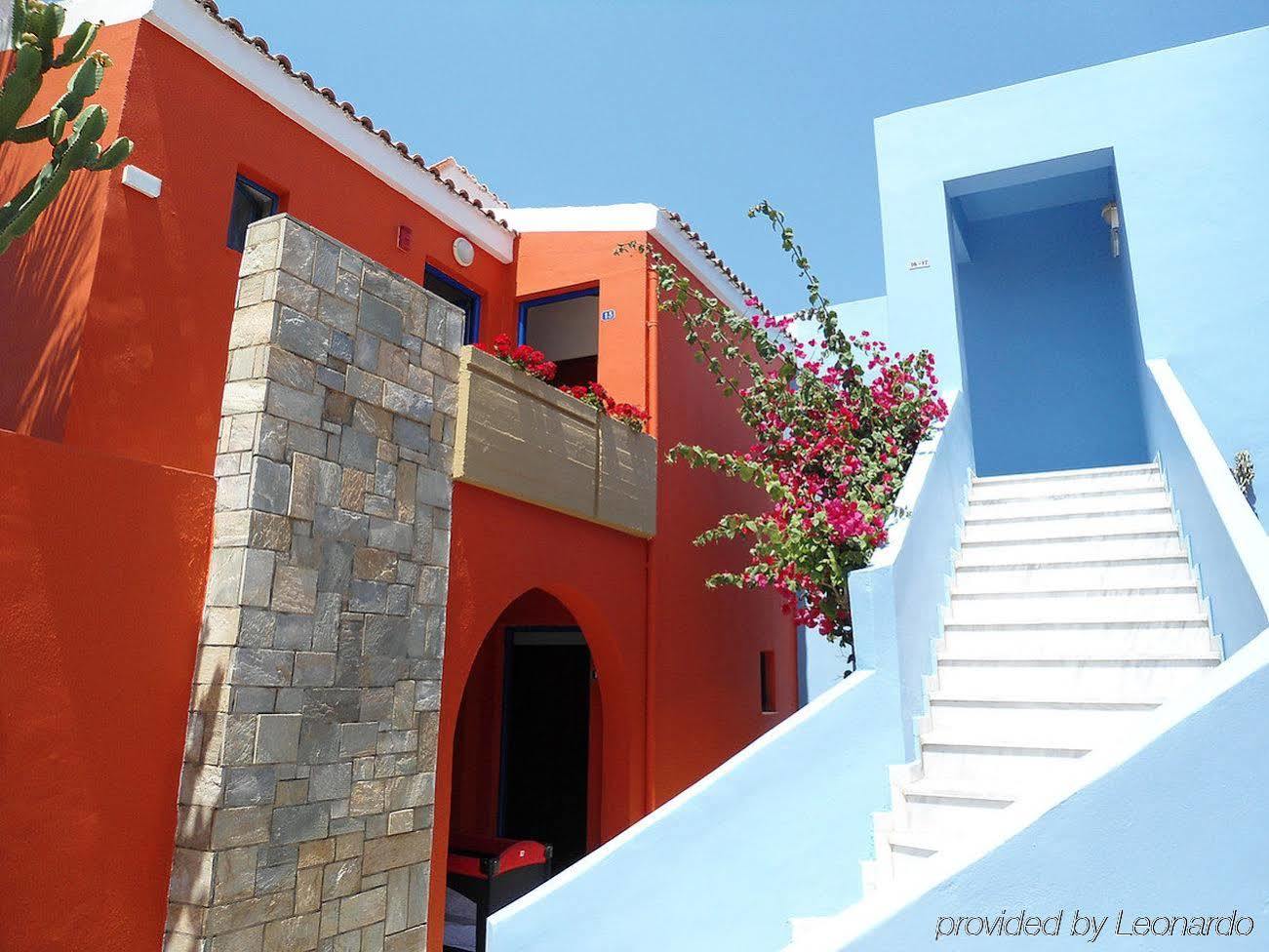 Marina Sands Agia Marina  Exterior photo